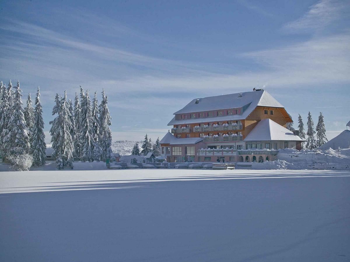 Berghotel Mummelsee ゼーバハ エクステリア 写真